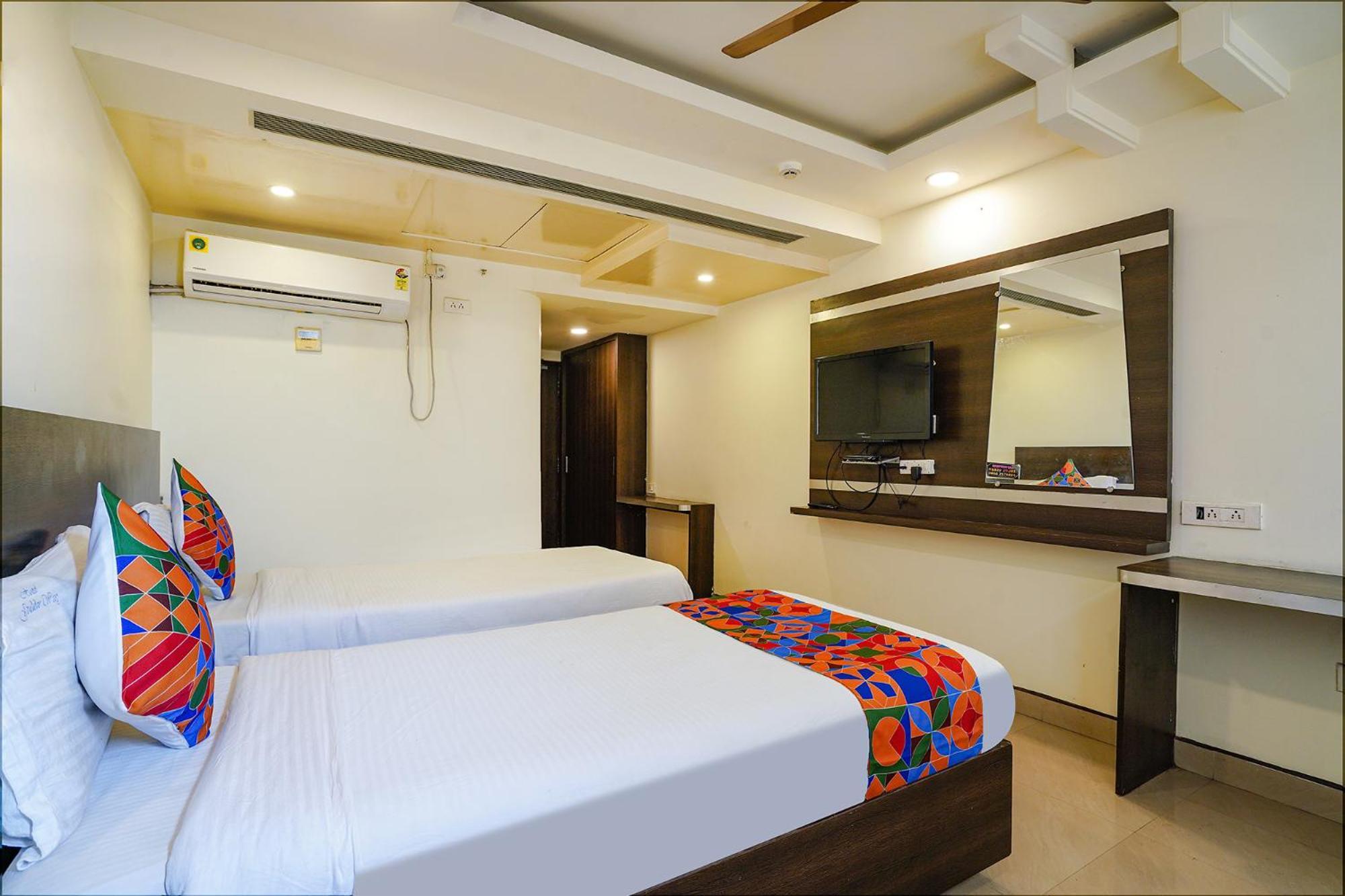 Fabhotel Golden Way Виджаявада Экстерьер фото