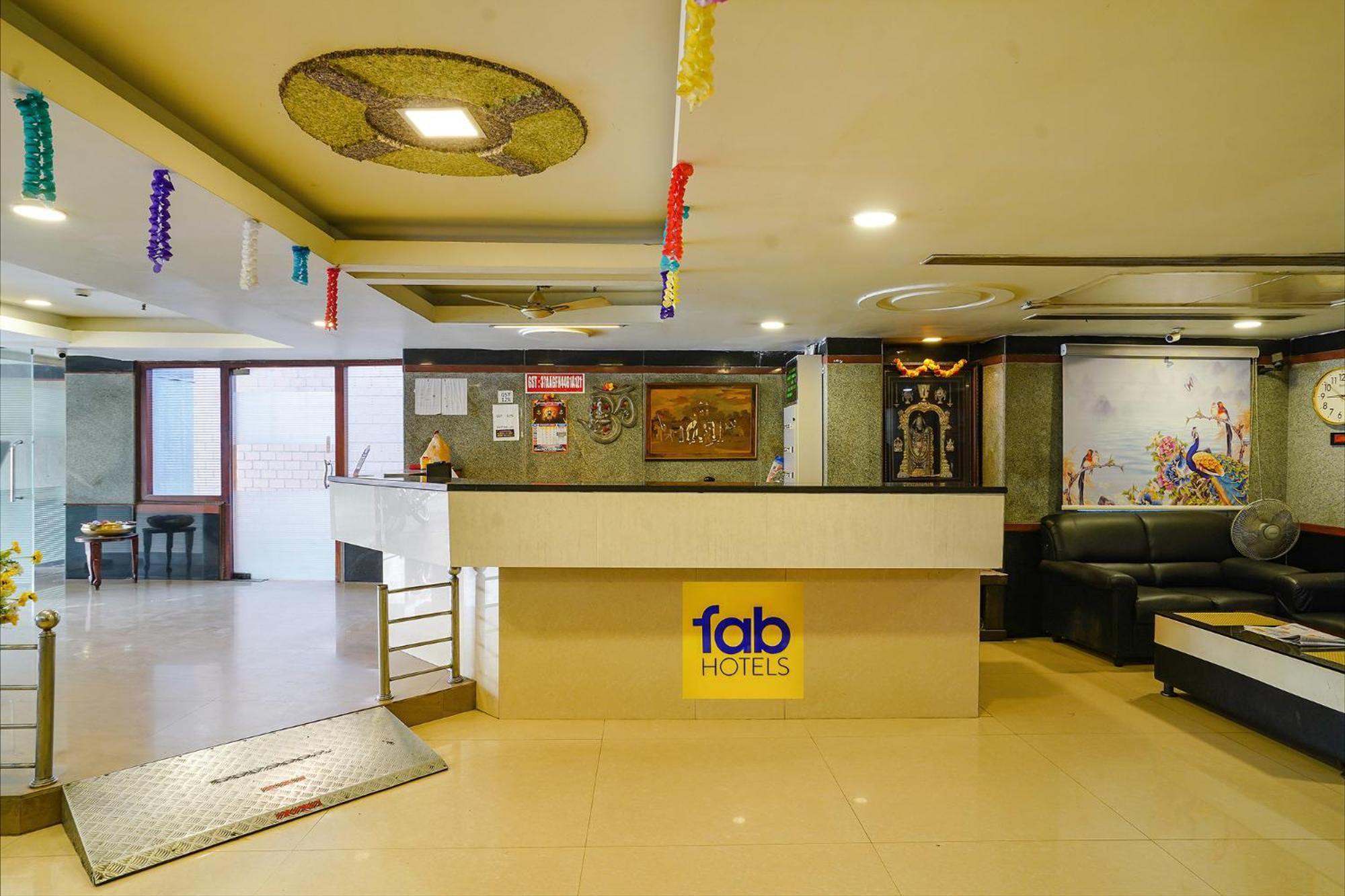 Fabhotel Golden Way Виджаявада Экстерьер фото